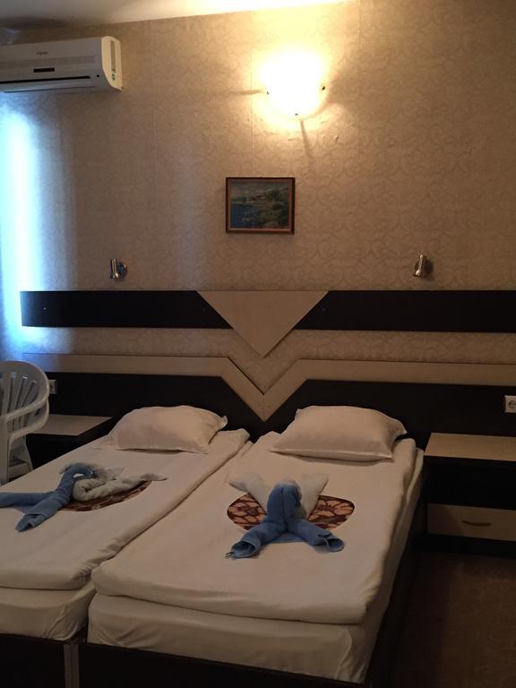Elvira Hotel Rawda Zimmer foto